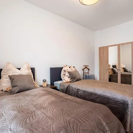 Villa Rathmannsdorf Apartment *